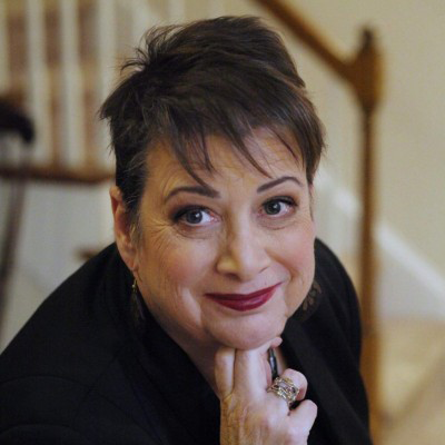 Dr. Caroline Glackin